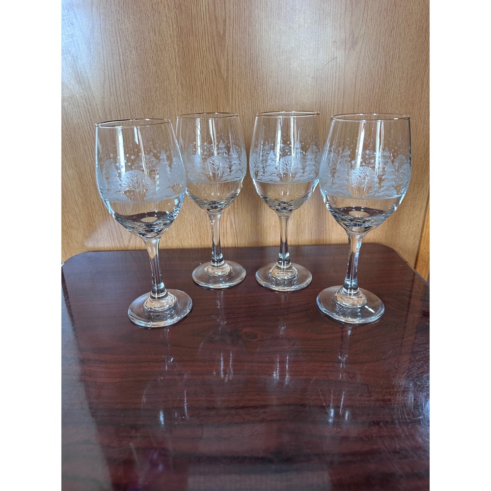 Set of 4 Libbey Arby's Frosted Christmas Winter Forest Wine Glasses Gold Rim